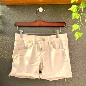 White American Eagle Shorts